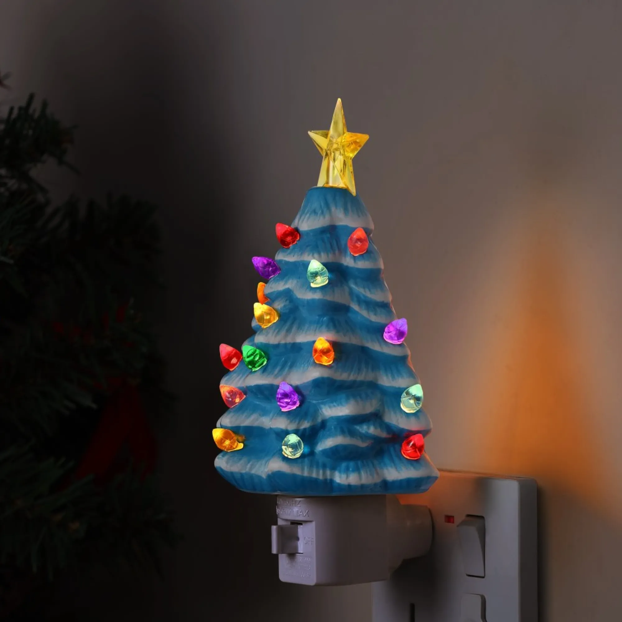 Mr. Christmas Night Lights>Nostalgic Ceramic Tree Nightlight - Blue